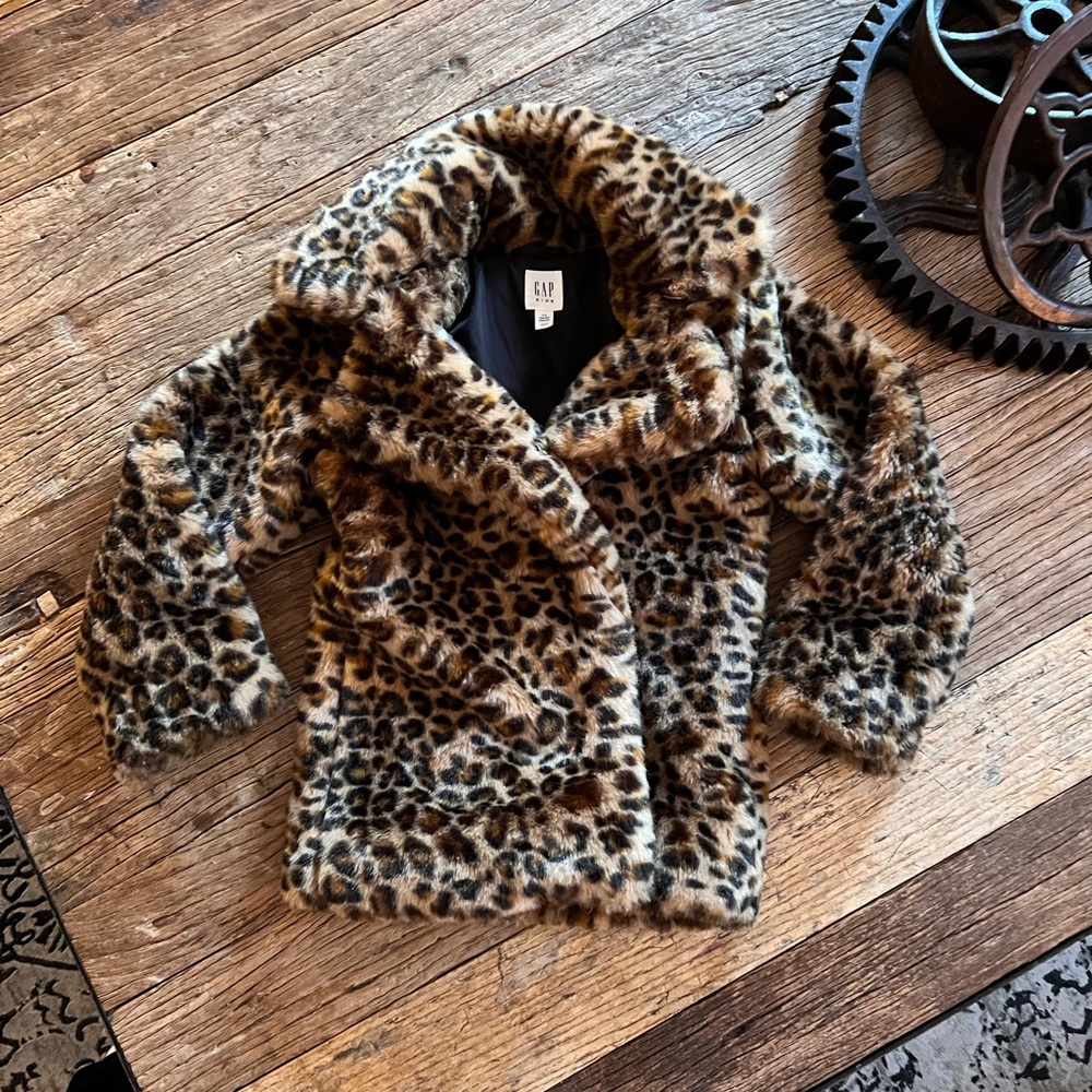GAP Brown Faux Fur Jacket with Wide Collar and Spotted Pattern